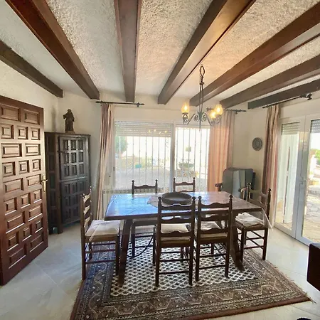 Dom wakacyjny Ariel *